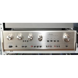   Accuphase Model E-204 amplifier