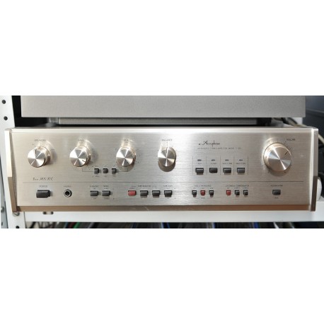 Amplifier Accuphase Model E-204