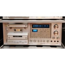   Pioneer CT-F1250 cassette deck