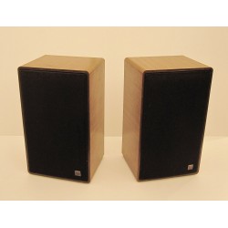 Grundig Super-HiFi Box 550 professional speakers